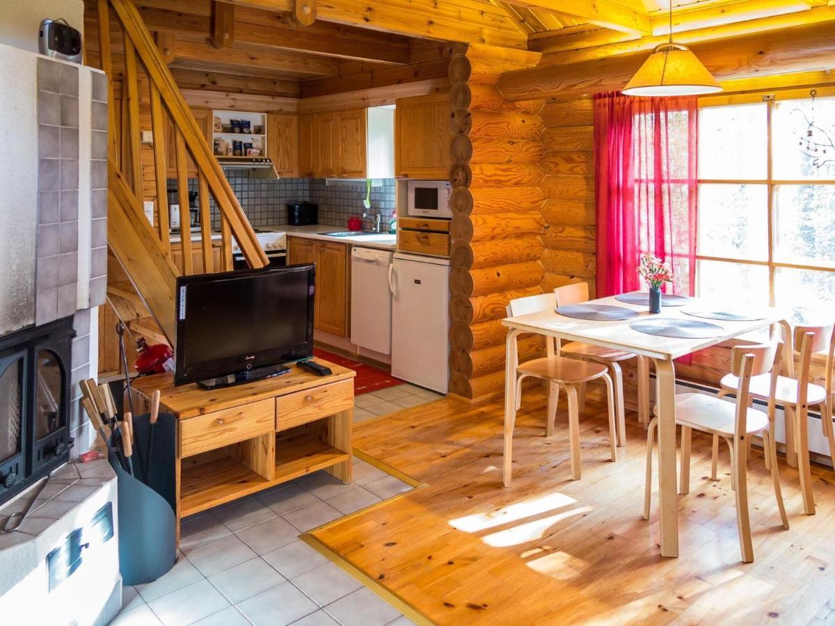Äkäslompolo Holiday Home Yllaeksen Tunturihonkamaja A 1 By Interhome מראה חיצוני תמונה